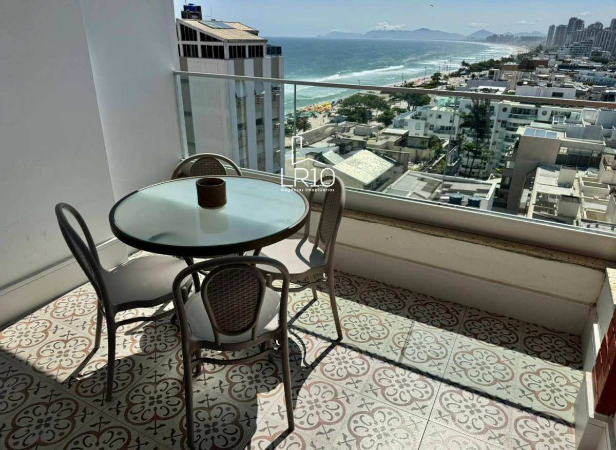 Apartamento à venda, no BARRA BEACH, em Rio de Janeiro, Barra da Tijuca, com 1 quarto, 51m² - LR10 Negócios Imobiliários