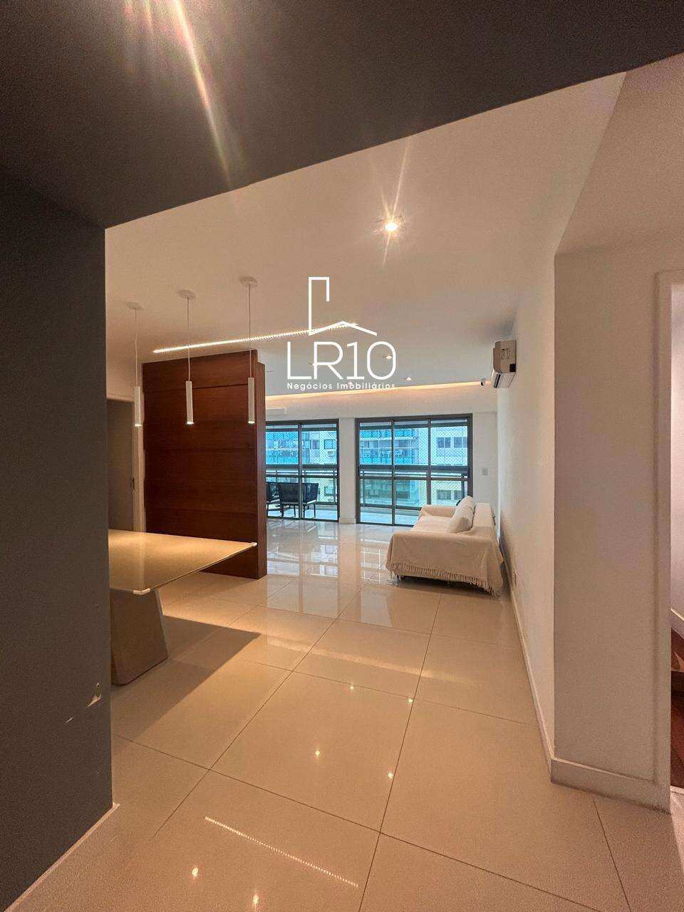 Apartamento, no Palais de Nice em Rio de Janeiro, Barra da Tijuca, com 3 quartos, 140m² - LR10 Negócios Imobiliários