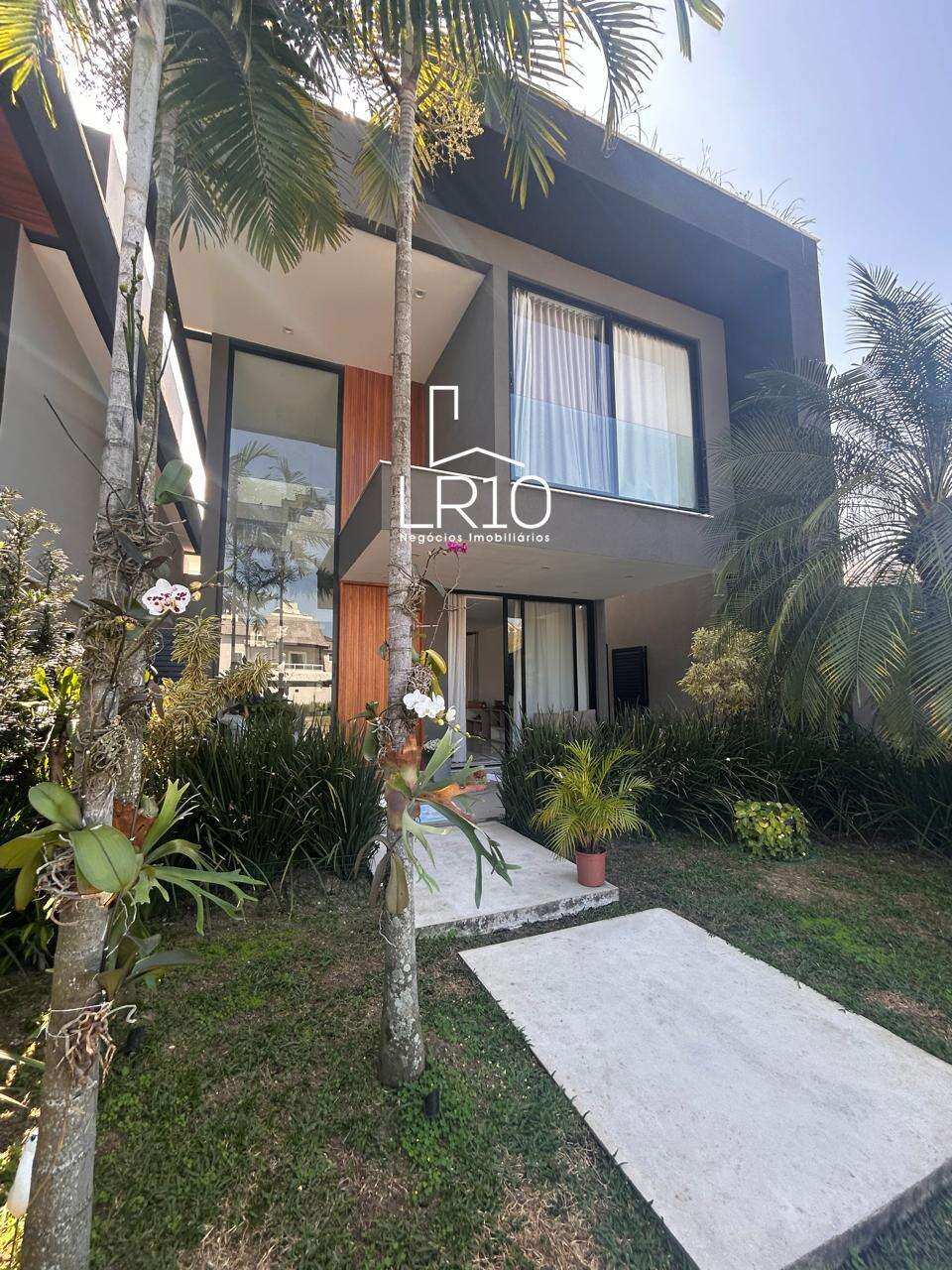 Casa à venda, no Interlagos de Itaúna, em Rio de Janeiro, Barra da Tijuca, com 3 quartos, 283m² - LR10 Negócios Imobiliários