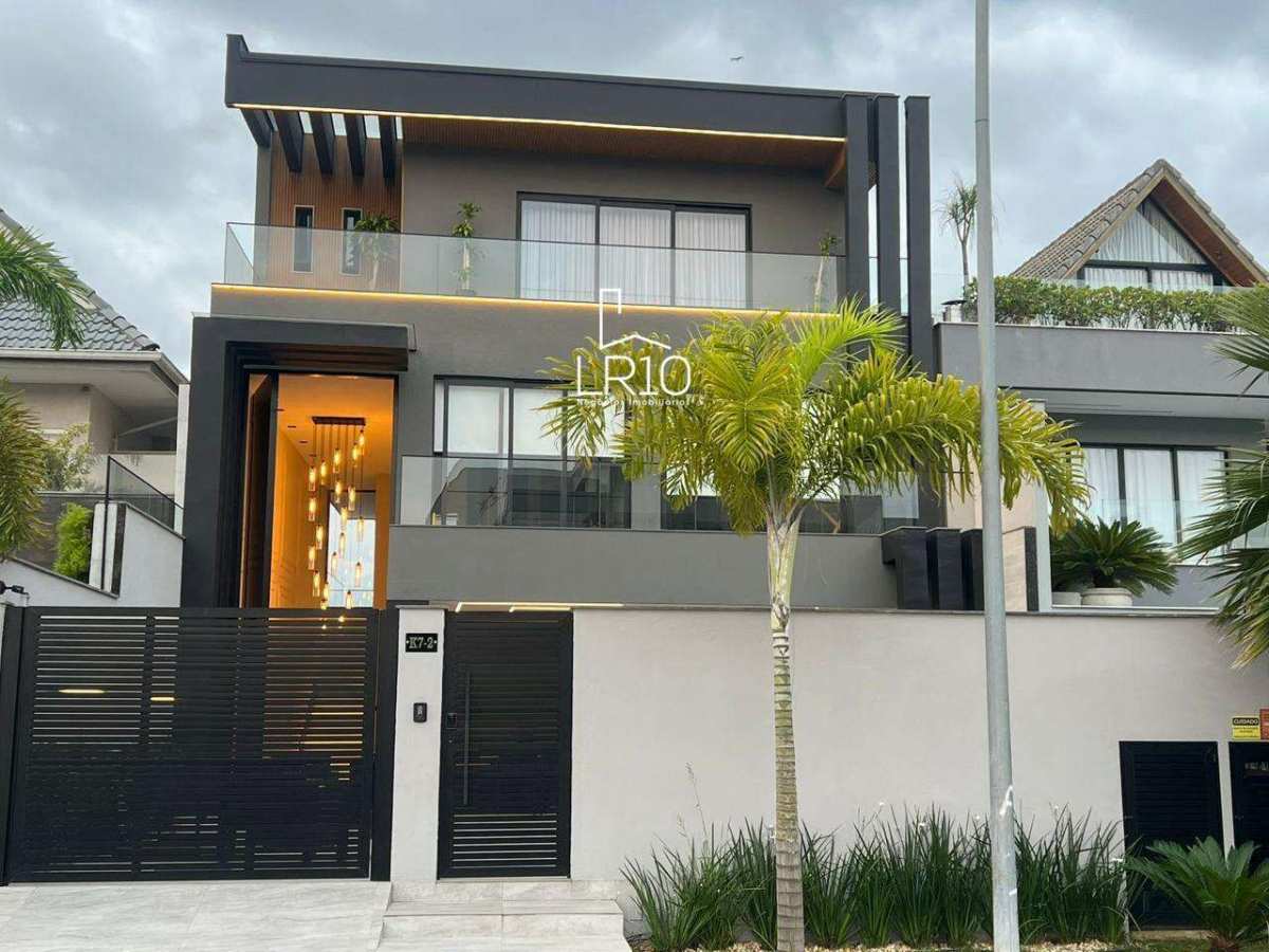 Casa à venda, no Riviera del Sol, em Rio de Janeiro, Recreio dos Bandeirantes, com 6 quartos, 520m² - LR10 Negócios Imobiliários