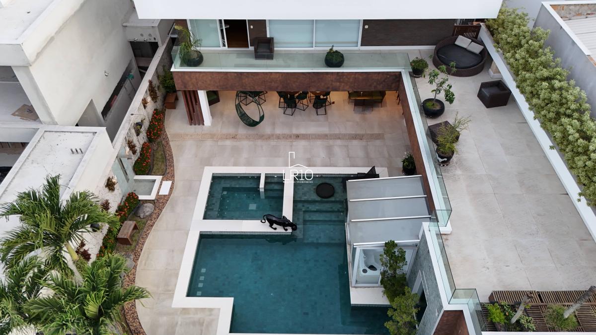 Casa Mobiliada para Locação - Barra da Tijuca