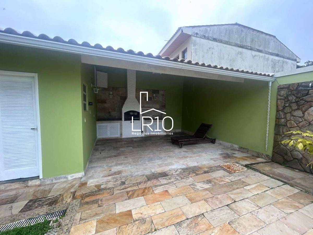 Casa para alugar, com 3 quartos