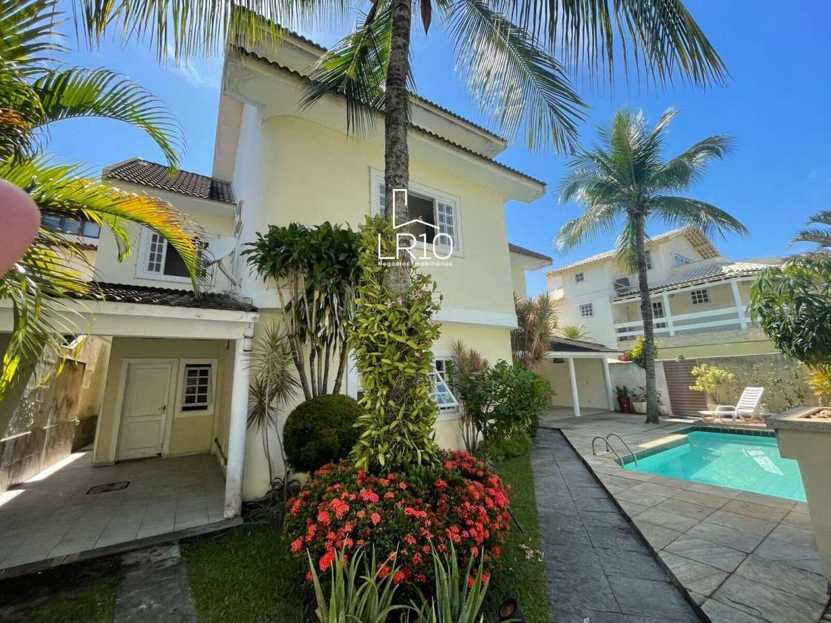 Casa para alugar, no Condomínio Jardim Nova Barra em Rio de Janeiro, Barra da Tijuca, com 4 quartos