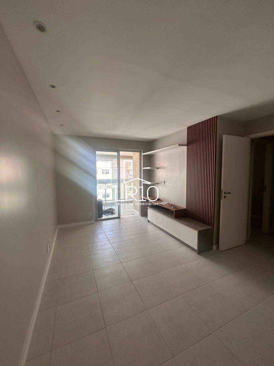 Viva o Exclusivo: London Lake & Park Residence - LR10 Negócios Imobiliários